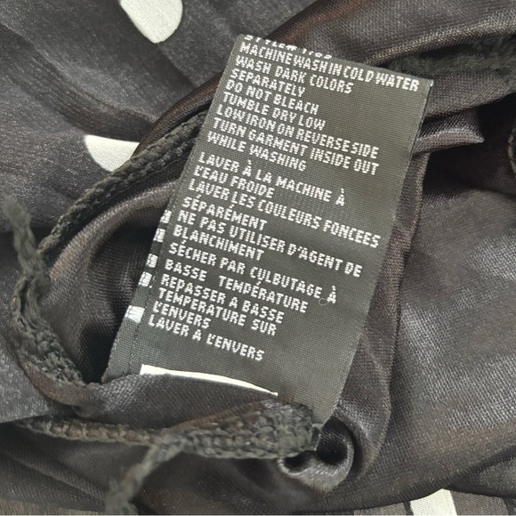 QED LONDON Black and White Polka Dot Midi Pleated Skirt - Picture 8 of 15